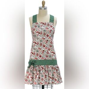 NWT H1010 women’s apron girlie frilly paisley Christmas white green red
